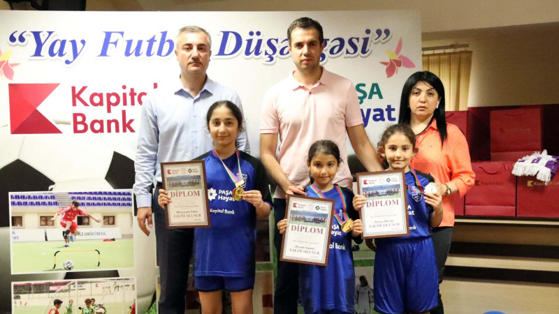 Yay Futbol Düşərgəsinin kiçik iştirakçıları mükafatlandırılıb