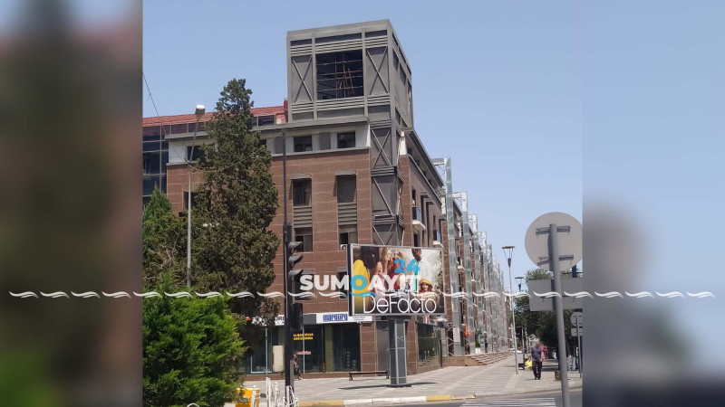 Sülh küçəsində quraşdırılmış saat sökülüb
