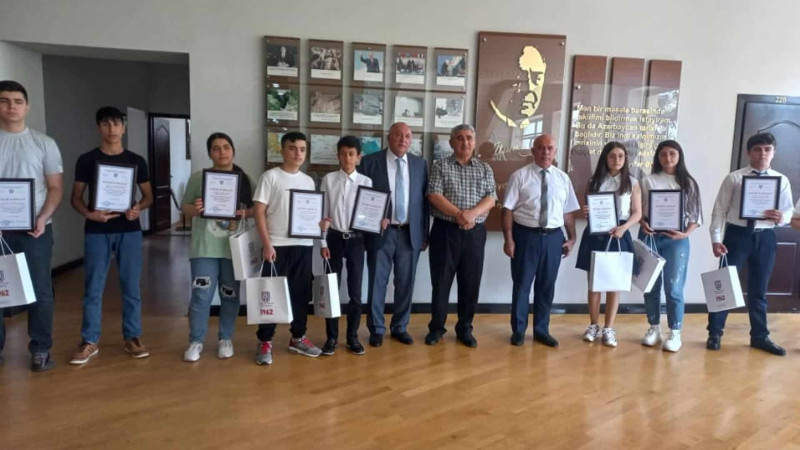 Sumqayıt məktəbliləri tarix fənni üzrə olimpiadada uğur əldə ediblər