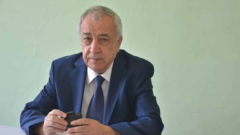 Qubadlı rayon İH-nin başçısı Malik İsaqov sakinləri qəbul edib