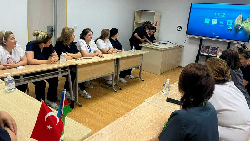 Perinatal mərkəzdə növbəti iclas təşkil edilib