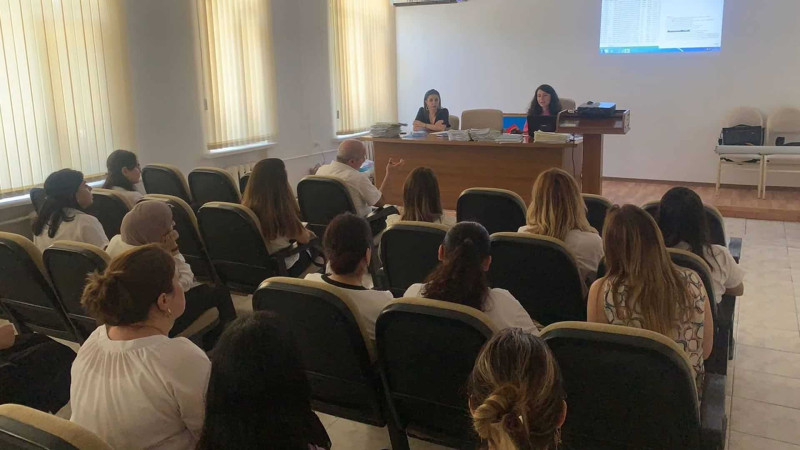 Sumqayıt Tibb Mərkəzində bölmə müdirlərinin yığıncağı baş tutub