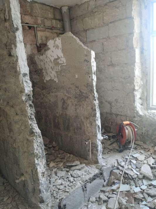 88 yaşlı yataq xəstəsi kimsəsiz qalıb