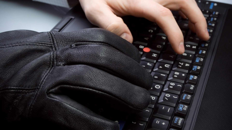 Sumqayıt sakini bank kartından oğurluq etməkdə şübhəli bilinir