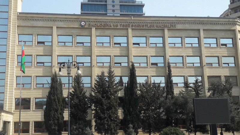 Havanı çirkləndirən iaşə obyektlərinin sahibləri cərimələniblər