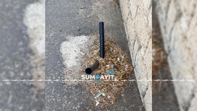 İllər öncə işıq dirəkləri üçün təməl qoyulsa da, işlər hələ də yekunlaşmayıb