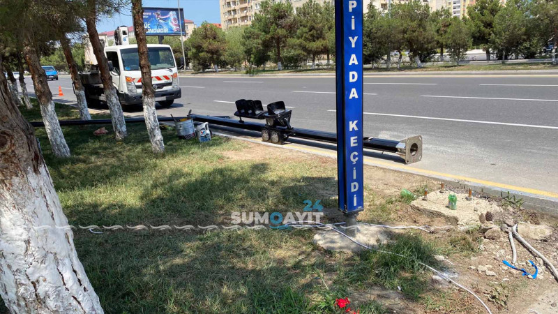 Zülfü Hacıyev küçəsində yeni işıqforlar quraşdırılır