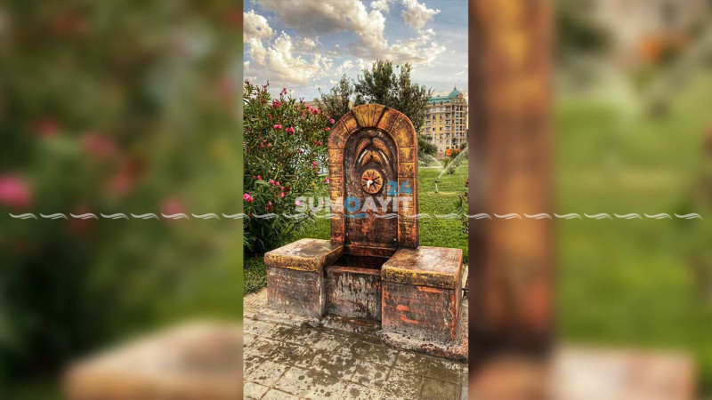 Bulvar ərazisində tikilən bulaqlar istifadəyə verilib