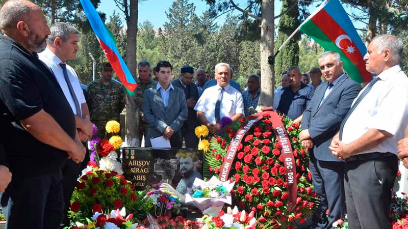 Şəhid jurnalist Sirac Abışovun doğum günü qeyd olunub