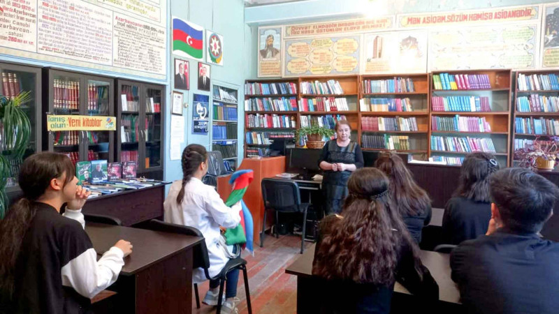 Xurşidbanu Natəvanın 190 illiyinə həsr olunmuş ədəbiyyat saatı keçirilib