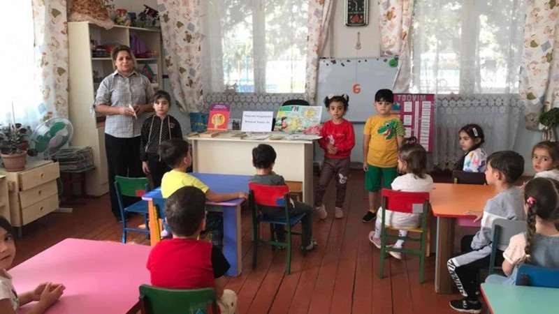 Balaca fidanlar üçün Uşaq şairi uşaq kimidir adlı poeziya dəqiqələri keçirilib