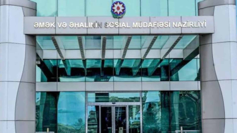Əmək və əhalinin sosial müdafiəsi nazirinin müavini sakinlərlə görüşüb
