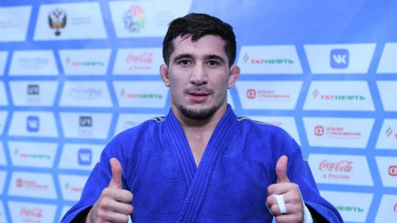 Cüdoçumuz Rövşən Əliyev ölkəyə gümüş medalla qayıdır