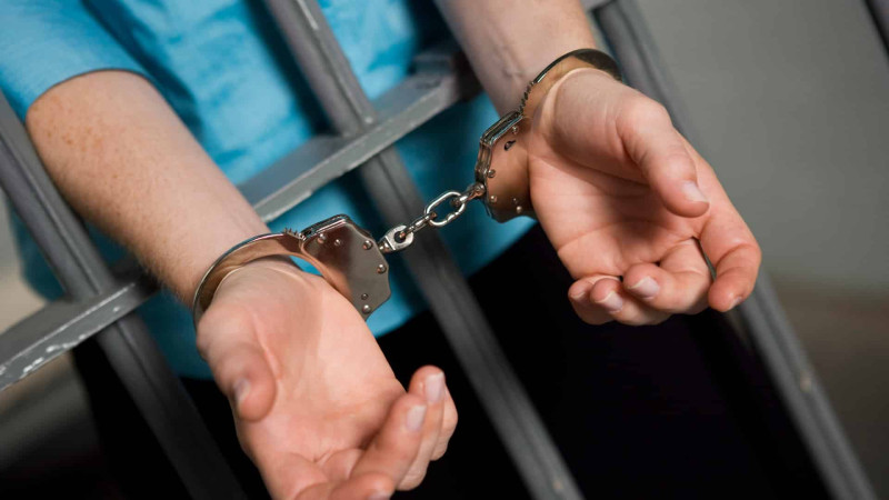 Dələduzluğa görə axtarılan şəxs Sumqayıtda saxlanılıb