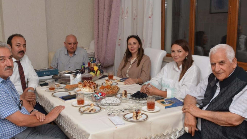 Sumqayıt Poeziya Evinin direktoru xalq şairi İbrahim İlyaslının qonağı olub