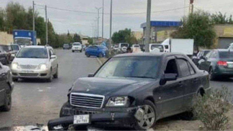 Yüksək sürətlə hərəkət edən sürücü qəza törədib