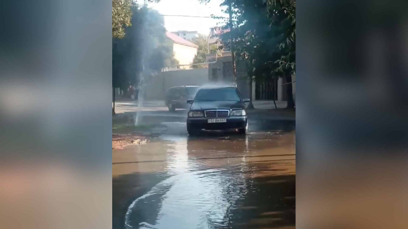 Borunun partlaması nəticəsində əmələ gələn “fəvvarə”