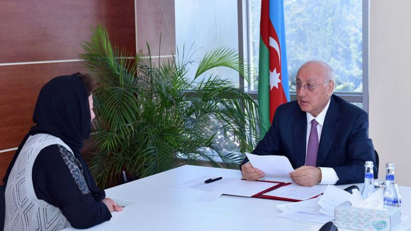 İcra başçısı növbəti dəfə sakinlərin müraciətlərini dinləyib