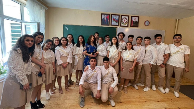 Bu təhsil oçağının iki sinfinin bütün şagirdləri ali təhsil müəssisələrinə qəbul olublar