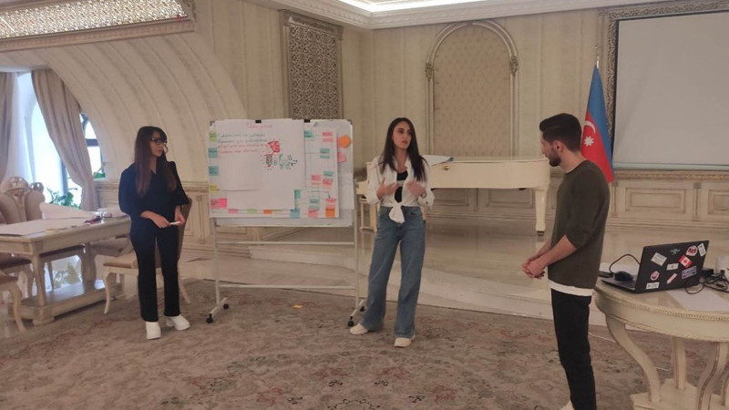 Sumqayıt gəncləri media mövzusunda təlimdə iştirak ediblər