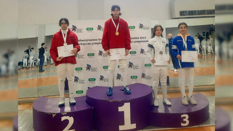 Təmsilçilərimiz qılıncoynatma üzrə çempionatda üç medal qazanıblar