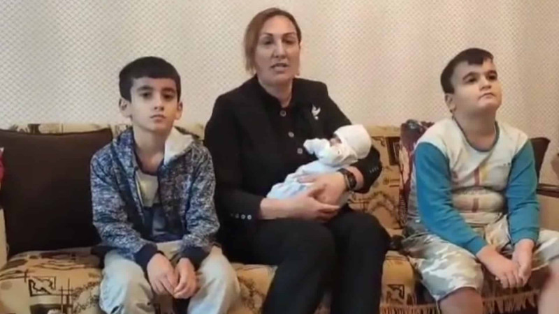 4 övladı olan Xəlil Eldarovun ailəsi ziyarət olunub