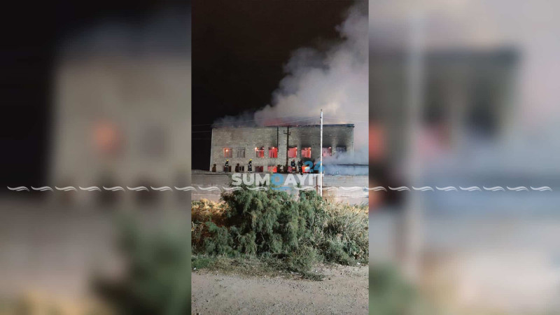 Şüşə sexində yanğın baş verib