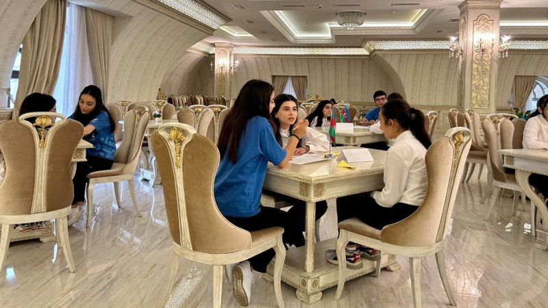 ASAN könüllüləri intellektual yarışda biliklərini sınayıblar