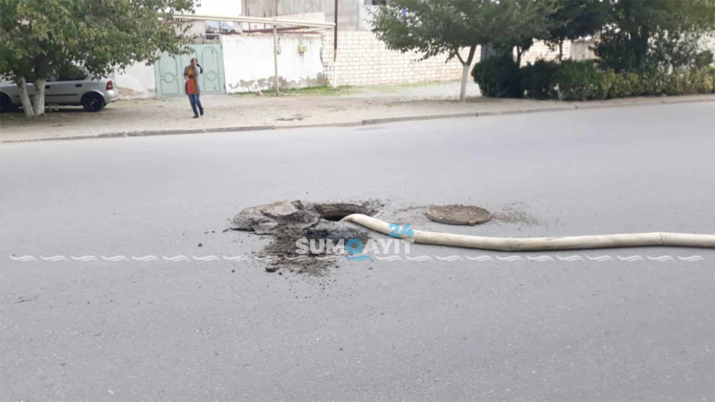 13-cü mikrorayon: zirzəmiyə yığılmış su çəkilib