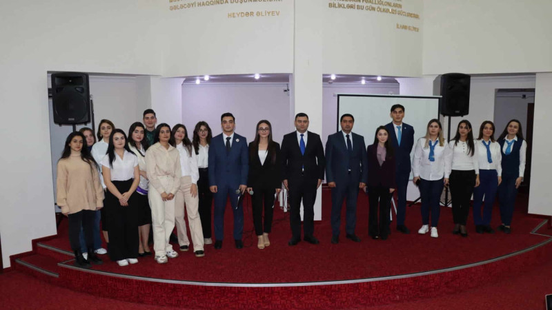 Könüllülərin təşəbbüsü ilə konsert keçirilib
