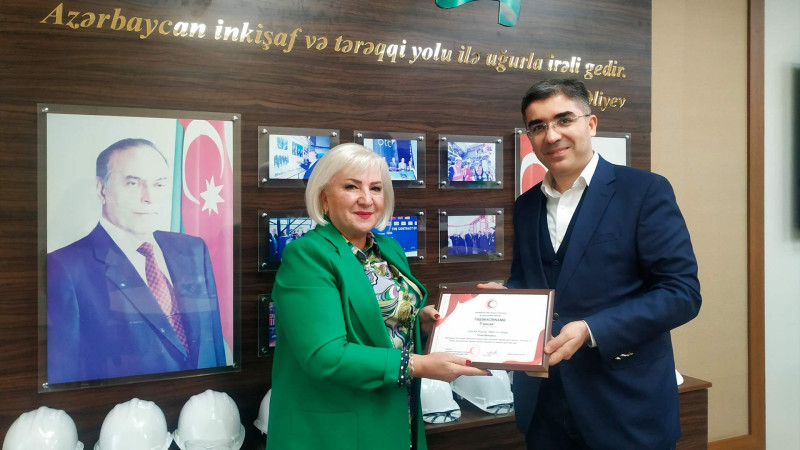 Xeyriyyə aksiyalarına dəstək göstərən baş direktor təltif olunub