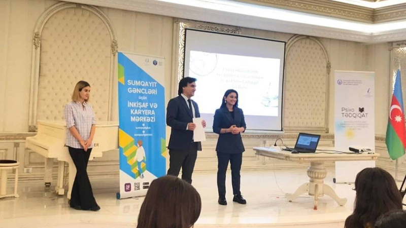 “Gələcək sizin əlinizdə” layihəsi çərçivəsində seminar keçirilib