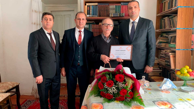 Tanınmış şair-tərcüməçi Ağasəfa Yahyayev təltif olunub
