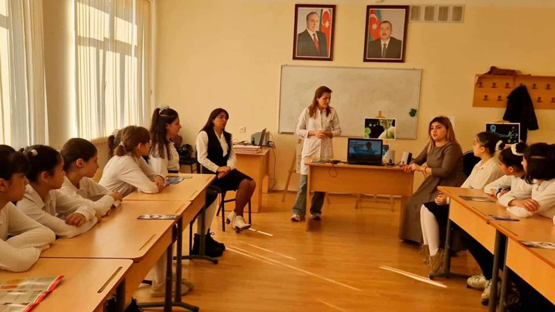 Gimnaziyada tibb sahəsində maarifləndirici görüş keçirilib