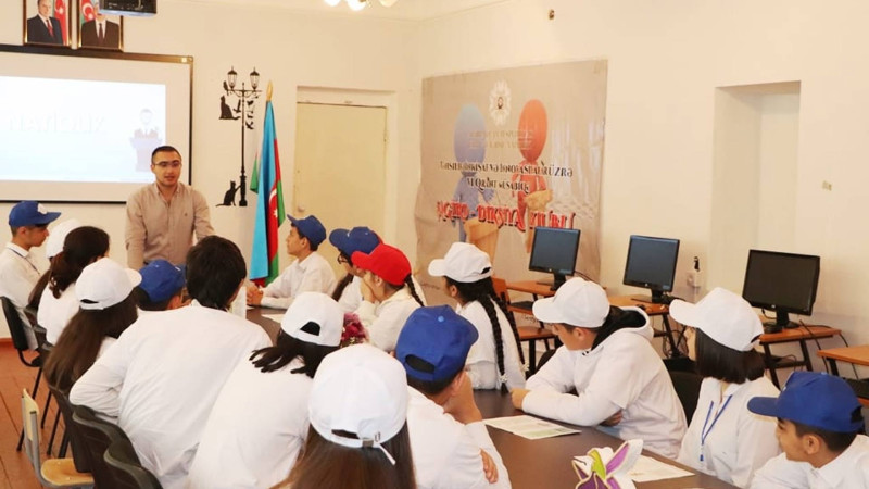 Bu təhsil işçilərinə “Əməkdar müəllim” fəxri adı verilib