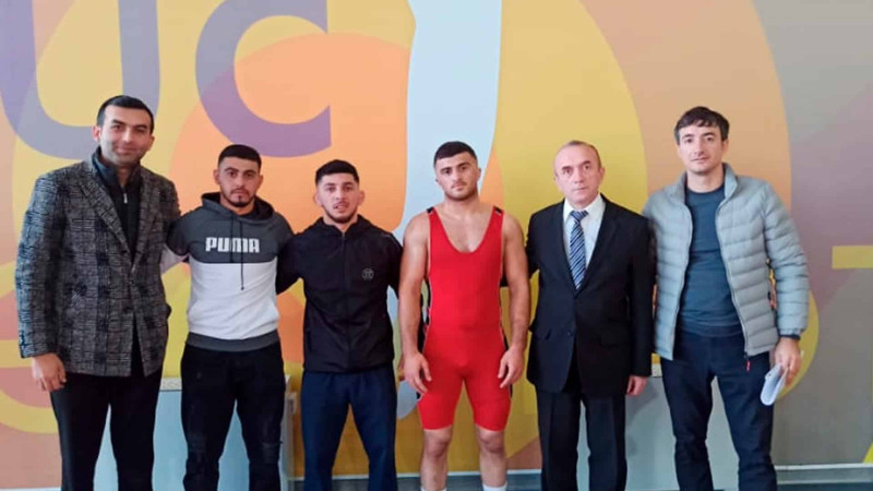 YAP Sumqayıtın təmsilçiləri güləş üzrə yarışın finalına yüksəliblər