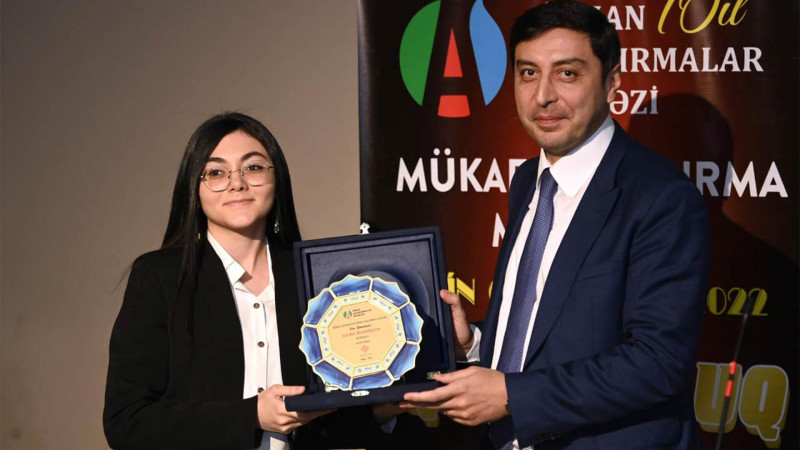 Şahmatçı Gövhər Beydullayeva “İlin ən yaxşısı” seçilib