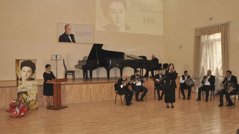 Uşaq İncəsənət məktəbində Şövkət Ələkbərovanın 100 illik yubileyi qeyd olunub
