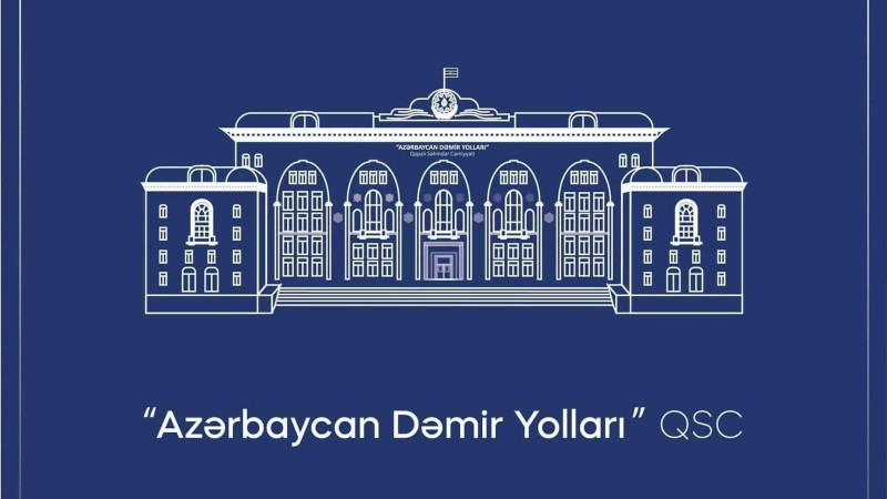 Sumqayıtda yük maşını qatarla toqquşub
