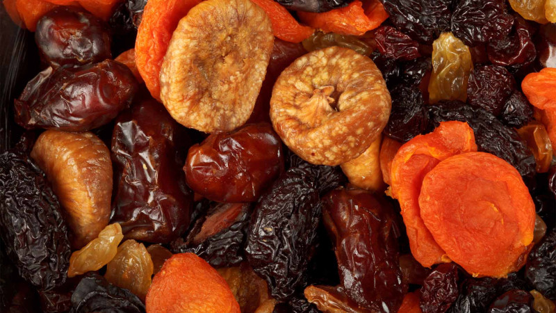 Quru meyvə oğurlayan Sumqayıt sakini tutulub