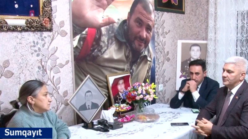 Sumqayıtda şəhid ailələri və qazilərə bayram sovqatları çatdırılıb
