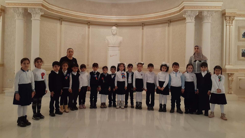 Şagirdlər Heydər Əliyev Mərkəzində ekskursiyada olublar