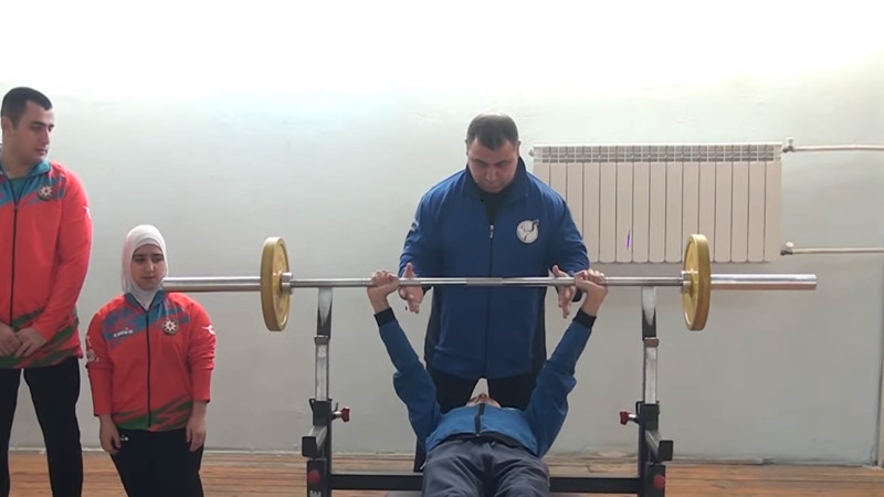Əlilliyi olan Şəxslər Günü münasibətilə yarışlar baş tutub