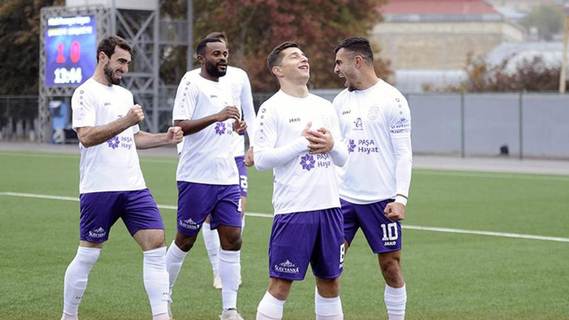 “Sumqayıt” klubu əcnəbi futbolçuların transferində maraqlıdır