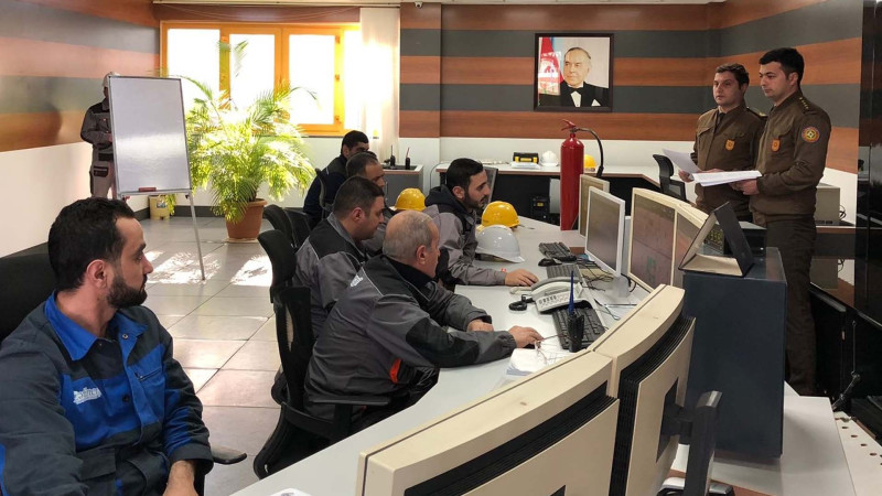 Sumqayıt Elektrik Stansiyasında işçilər yanğın təhlükəsizliyinə dair maarifləndiriliblər