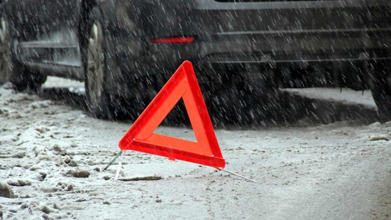 Novxanıda yol qəzası: xəsarət alan var