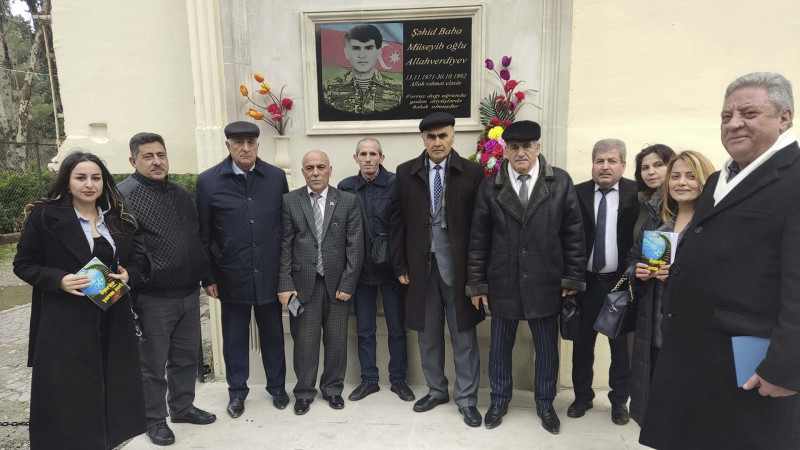 Tanınmış şair Elçin Səlimovla görüş təşkil olunub