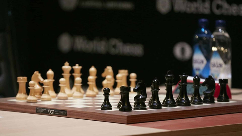 Sumqayıtlı qrosmeyster ilk yarımfinal oyununu qazanıb