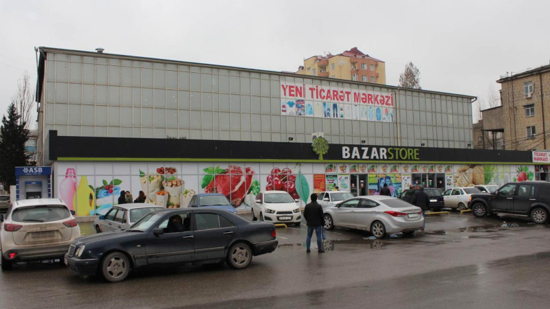 “Bazarstore”da yanğın olub