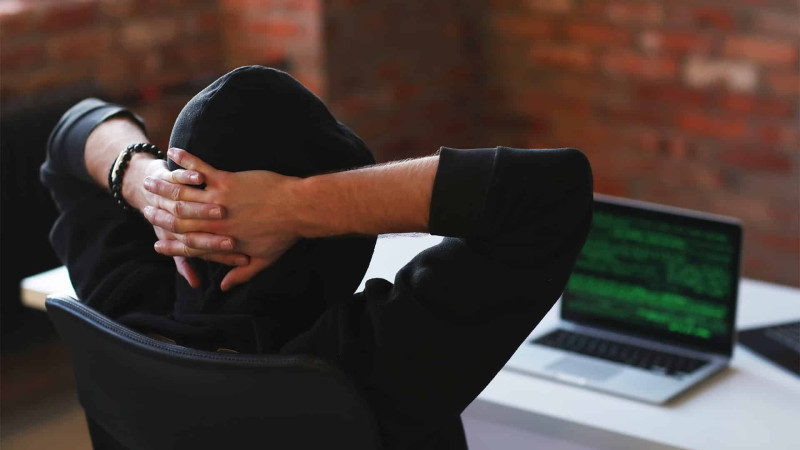 Sumqayıt sakininin bank hesabından oğurluq